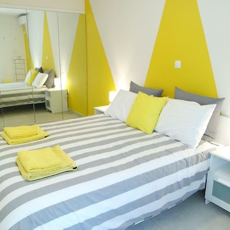Design Apartment In The City Of アテネ エクステリア 写真